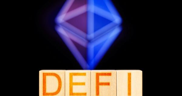 
      被盗3亿多美金 除了黑客攻击DeFi还存在哪些安全风险与挑战？