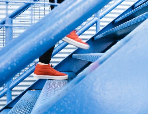 
      停止使用JSON Web代币进行身份验证？