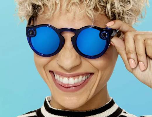 
      增幅超Twitter和Meta 这家公司元宇宙弯道超车