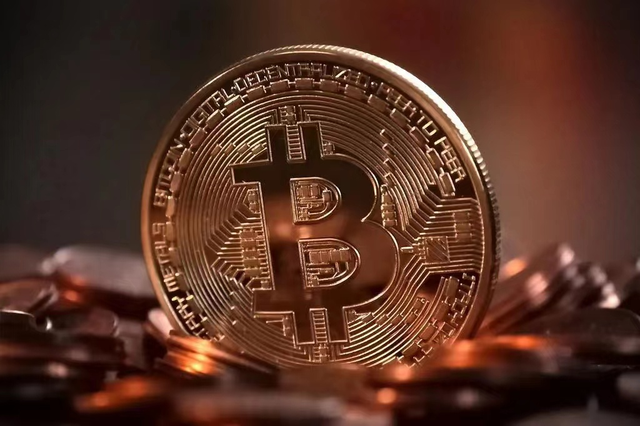 
      比特币会重新夺回失去的主导地位吗？什么是比特币优势？BTC 的主导地位与加密市场有何关系？比特币会重新占据主导地位吗？