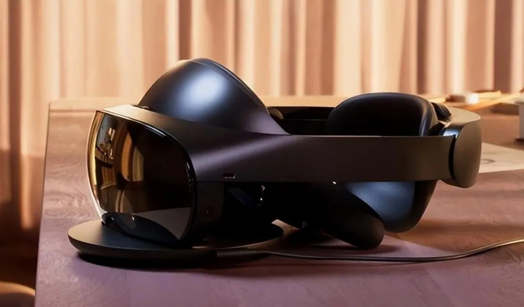 
      “科技与狠活”：扎克伯格在元宇宙中有腿了 喊话苹果“太封闭”