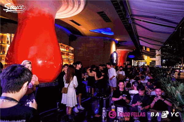 虚拟与现实的结合 好家伙俱乐部举办了华南最大的无聊猿主题派对