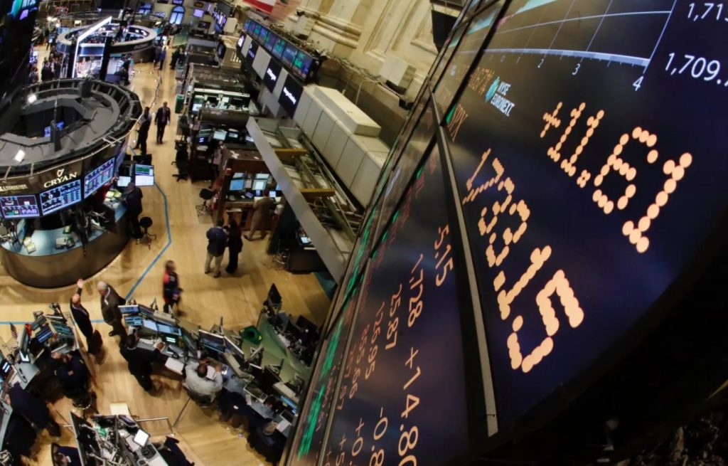 
      FTX“债务窟窿”逾30亿美元   债权人收回资金的机会十分渺茫？