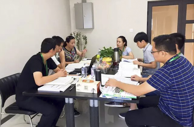 
      获欧睿权威认证,专注中考19年的万唯为全国第一品牌