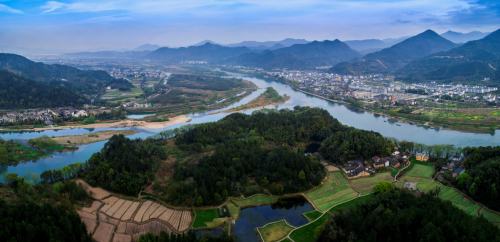 
      莲都旅游微改造：微改造让碧湖发展更进一步