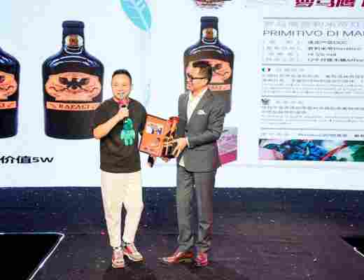 
      魅力女神杯第43届世界丽人大赛上海赛区总决赛颁奖典礼暨关爱自闭症儿童演唱会完美收官