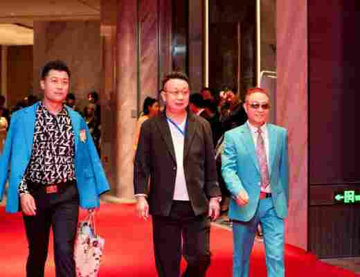 
      魅力女神杯第43届世界丽人大赛上海赛区总决赛颁奖典礼暨关爱自闭症儿童演唱会完美收官