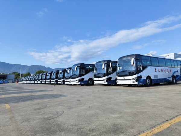 
      首批50台氢能源通勤车交付 众宇助力武汉氢能推广规模再上台阶