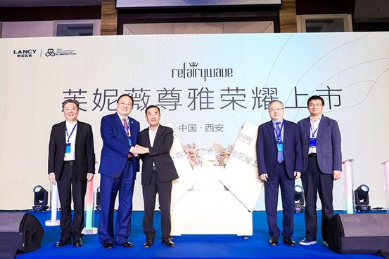 
      精雕记忆,高光塑颜,芙妮薇尊雅  荣耀上市